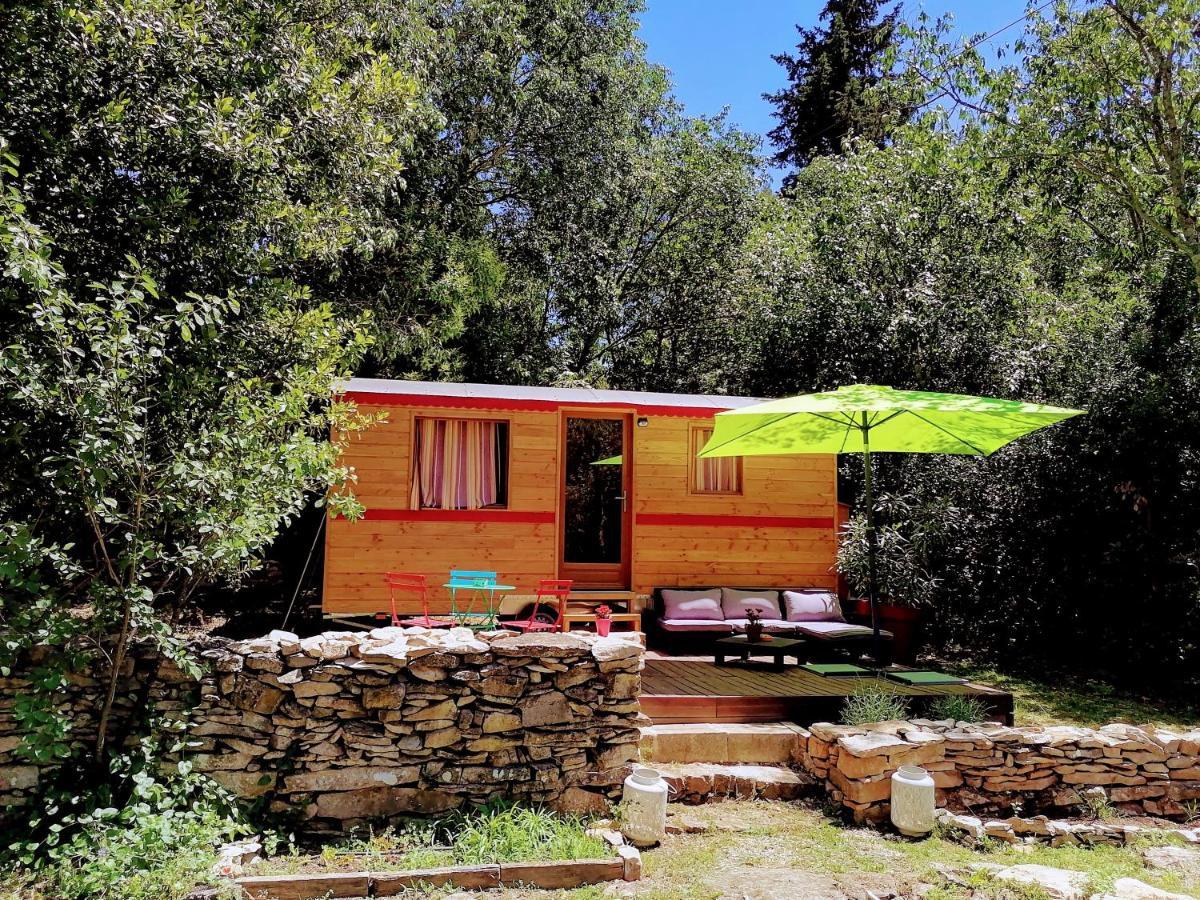 Nimes En Garrigues Bed and Breakfast Exteriör bild